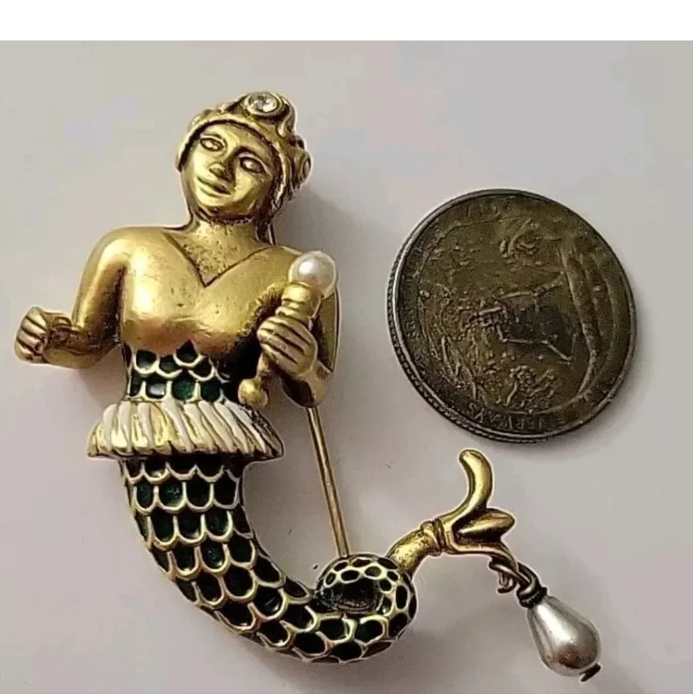 Vintage Gold Tone Green Enamel Faux Pearl Mythical Mermaid Brooch Excellent